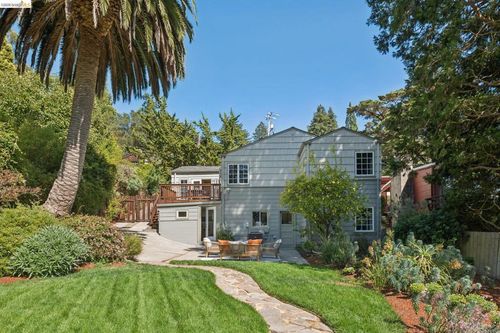 200 Fairlawn Dr, Berkeley, CA, 94708-2106 | Card Image