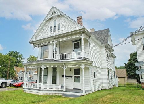 17 Bridge St, Pittsfield, NH, 03263-3335 | Card Image