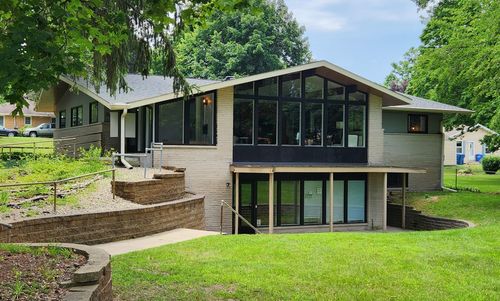 5-3125 W Main St, Kalamazoo, MI, 49006-2997 | Card Image