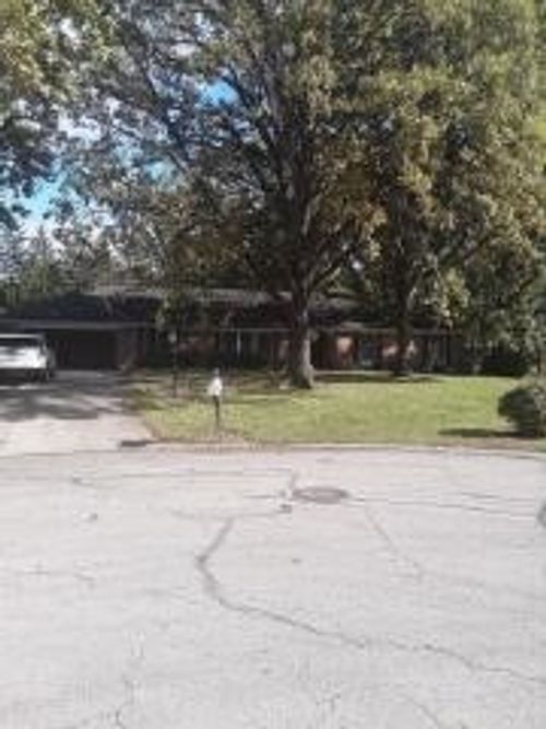 665 Dionne Ct, Washingtn Twp, OH, 45459-1609 | Card Image