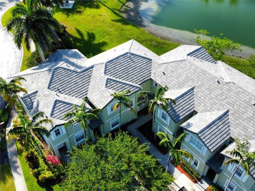 3-3064 Se 1st Dr, Homestead, FL, 33033-7302 | Card Image