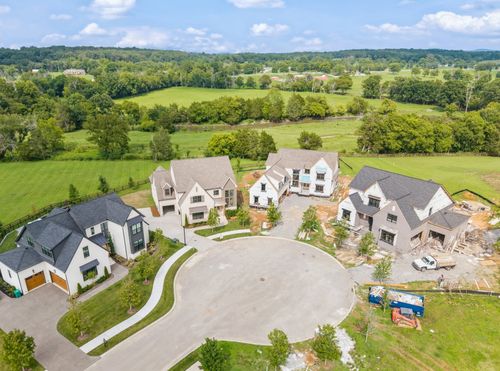 861 Brook Trl, Lebanon, TN, 37087-1646 | Card Image