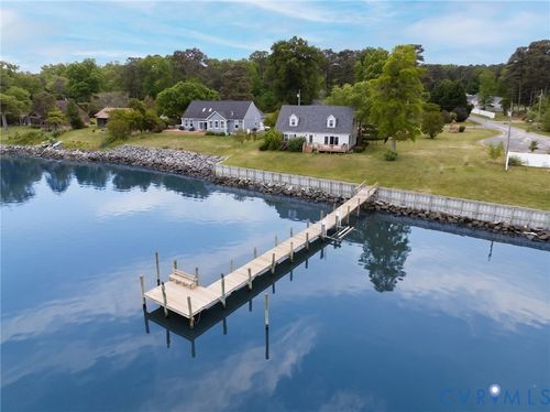 31 Waterway Dr, Montross, VA, 22520-4063 | Card Image