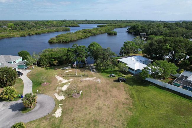 25 Sunset Dr, House other with 3 bedrooms, 2 bathrooms and null parking in Sebastian FL | Image 38