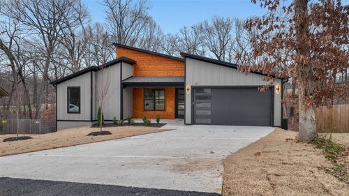 10 Branchwood Ln, Bella Vista, AR, 72715-2700 | Card Image