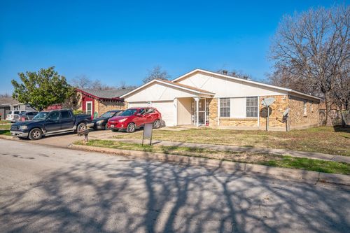 5617 Norris St, Fort Worth, TX, 76119-1703 | Card Image