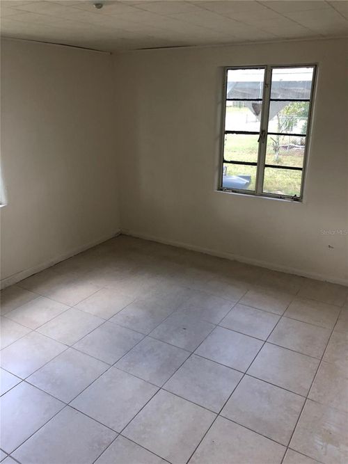 421 W Cornell St, Avon Park, FL, 33825-3708 | Card Image