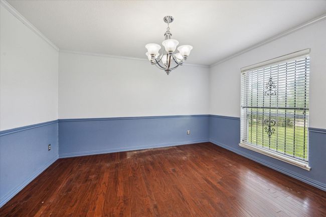 Formal dining room | Image 10