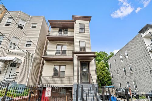 2-39 Victor St, Yonkers, NY, 10701-3446 | Card Image