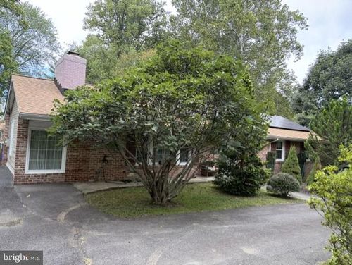 9464 Seven Locks Rd, BETHESDA, MD, 20817-2064 | Card Image