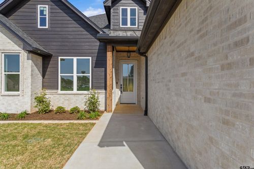 815 Redwing Way, Whitehouse, TX, 75791-1314 | Card Image