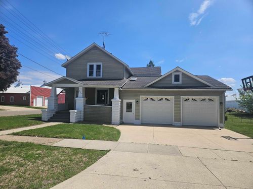 200 S Guilford St, Sumner, IA, 50674-1043 | Card Image