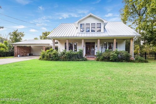 140 Arlington Dr, Lafayette, LA, 70503-3272 | Card Image