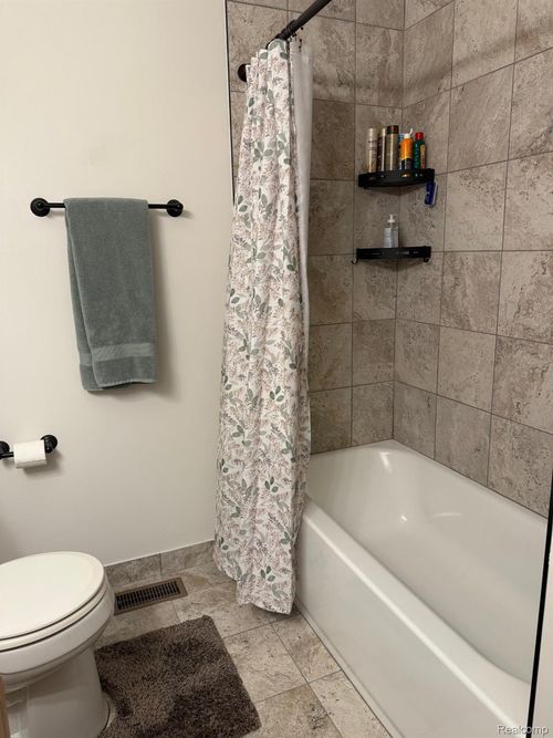 3199 West Rd, Metamora, MI, 48455-9356 | Card Image