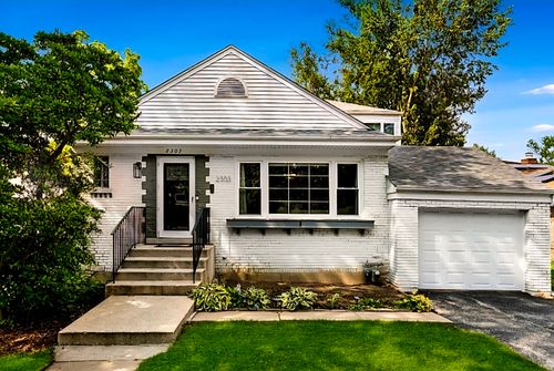 2303 Hutchison Rd, Flossmoor, IL, 60422-1326 | Card Image