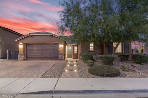 8820 Nolene Stream Street, Las Vegas, NV, 89131 | Card Image