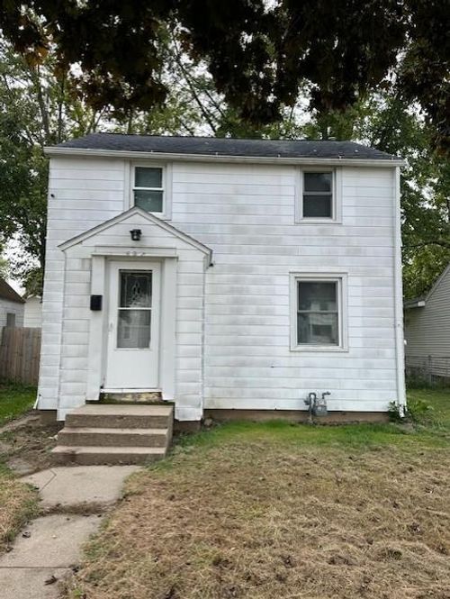 607 10th Ave Sw, Austin, MN, 55912-2776 | Card Image