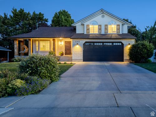 240 E 100 S, Lehi, UT, 84043-2227 | Card Image
