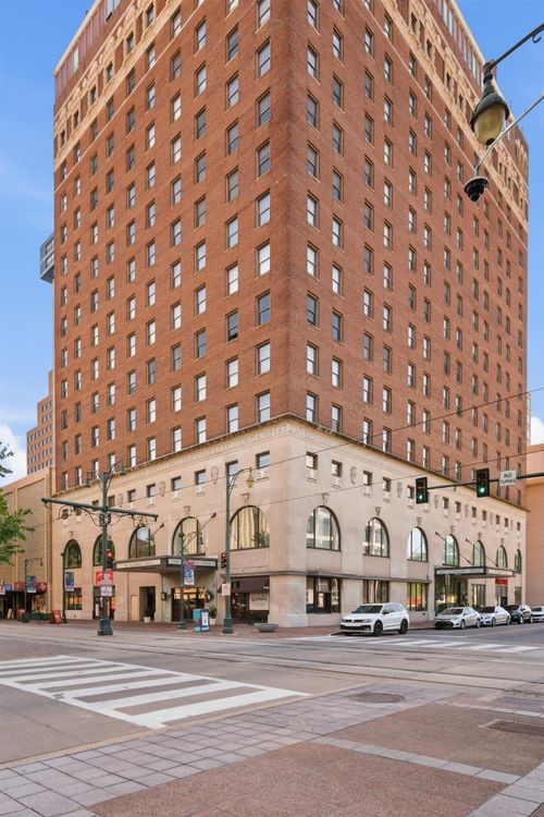 911-109 N Main St, Memphis, TN, 38103-5019 | Card Image