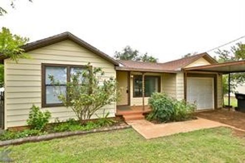 2428 Maple St, Abilene, TX, 79602-5018 | Card Image