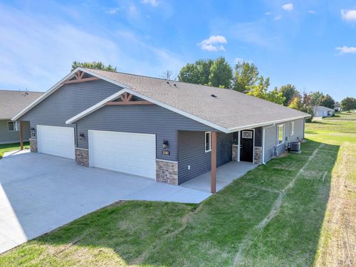 2100 S 21st St, Manitowoc, WI, 54220-6386 | Card Image