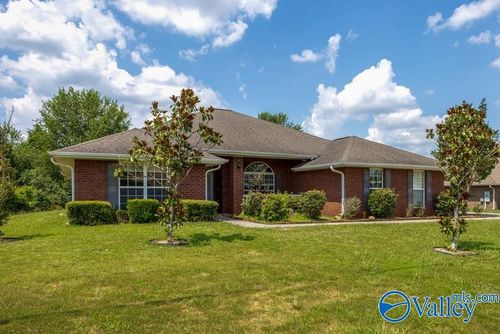 28069 Odie Scott Dr, Ardmore, AL, 35739-8573 | Card Image
