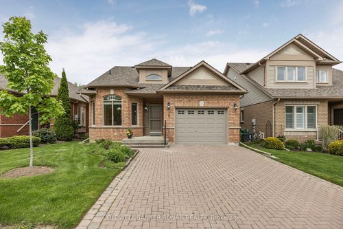 {{alt}} | Card Image