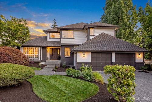11715 Se 61st Pl, Bellevue, WA, 98006-6309 | Card Image