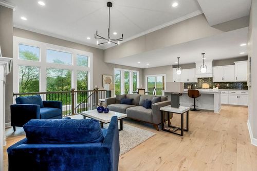 16980 S Bradley Dr, Olathe, KS, 66062-3910 | Card Image