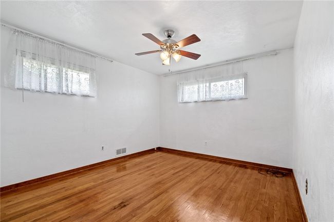 Large Secondary Bedroom For Family And Friends | Image 12