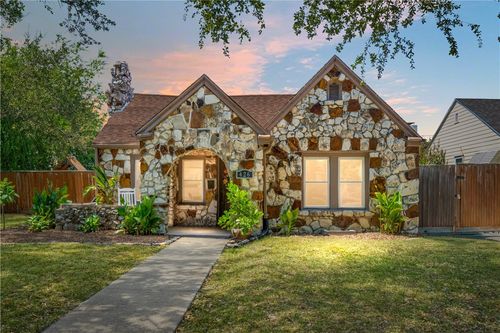 426 Southern St, Corpus Christi, TX, 78404-1855 | Card Image