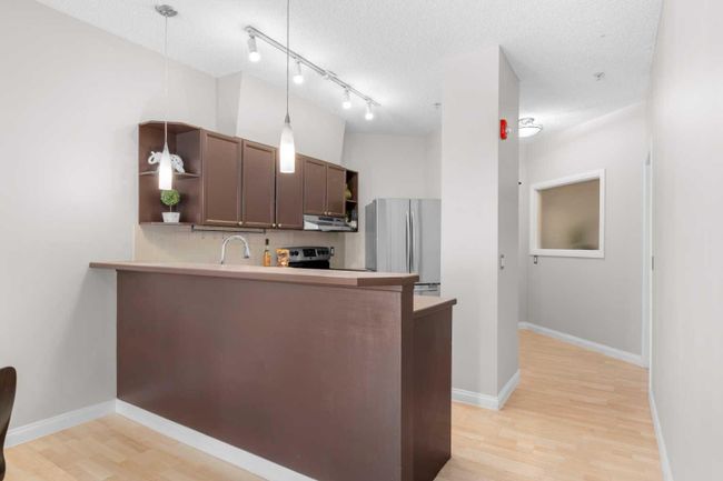 307 - 923 15 Avenue Sw, Home with 2 bedrooms, 2 bathrooms and 1 parking in Calgary AB | Image 6