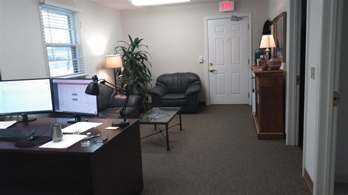 a-81 Portsmouth Ave, Stratham, NH, 03885-4409 | Card Image