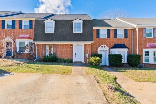 1525 Paces Ferry North Dr Se, Smyrna, GA, 30080-8278 | Card Image