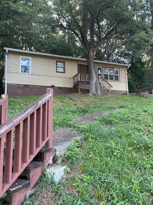 712 Bronson St, Rossville, GA, 30741-1925 | Card Image