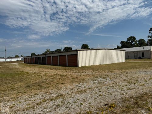 2105 Old County Rd, Pocahontas, AR, 72455-4137 | Card Image