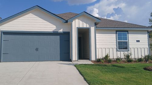 211 Whispering Pine Dr, Royse City, TX, 75189-5897 | Card Image