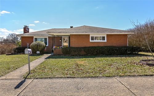 301 W 12th St, Donora, PA, 15033-2032 | Card Image