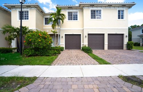 unit-2706-2714 Sw 81st Ter, Miramar, FL, 33025-2482 | Card Image
