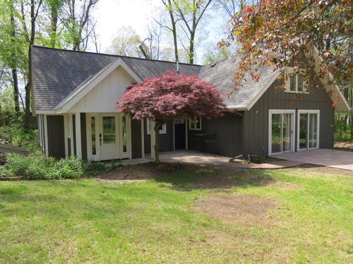 1812 Tomahawk Trl, Allegan, MI, 49010-9463 | Card Image