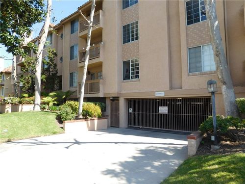 105-1616 S Barrington, Los Angeles, CA, 90025 | Card Image