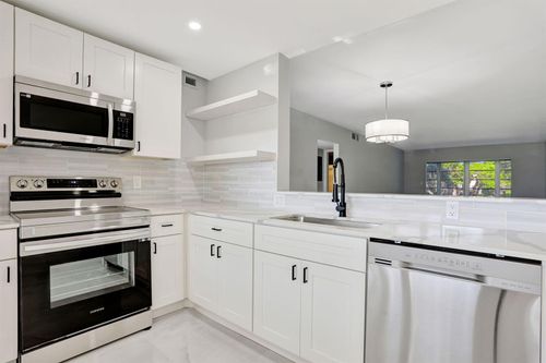 g2-2202 Lucaya Bnd, Coconut Creek, FL, 33066-1115 | Card Image