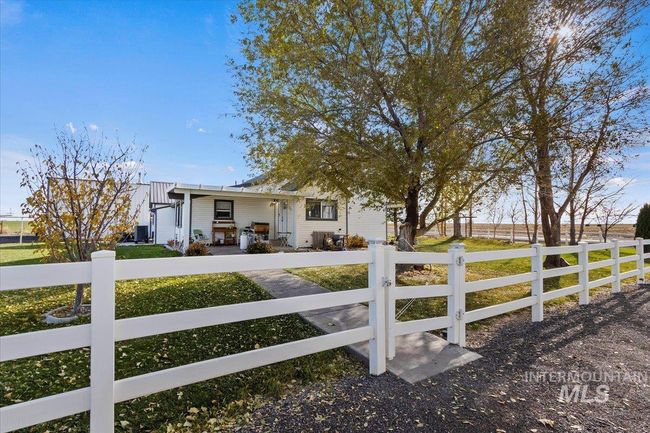 1206 E 3800 N, House other with 3 bedrooms, 2 bathrooms and null parking in Buhl ID | Image 30