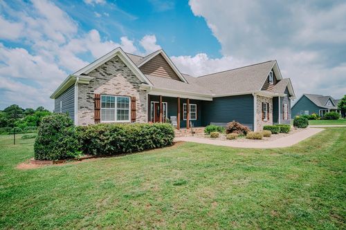 139 N Stallion Dr, Cowpens, SC, 29330-8882 | Card Image