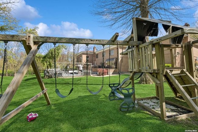 12 Woodfield Ln, House other with 8 bedrooms, 8 bathrooms and null parking in Glen Head NY | Image 31