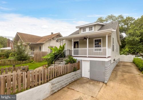 4406 38th St, BRENTWOOD, MD, 20722-1013 | Card Image