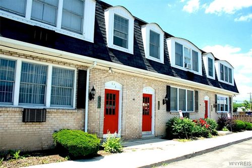 21 Vinson, Amherst, NY, 14150 | Card Image