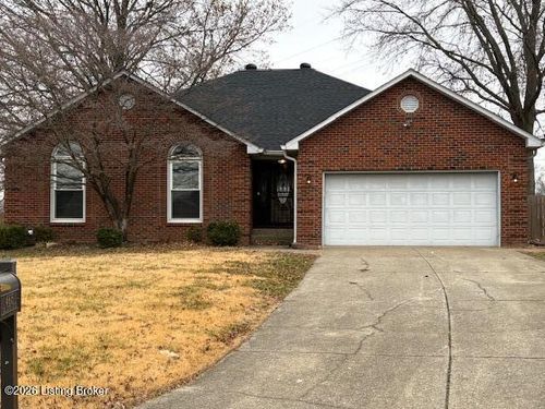 4815 Red Dawn Dr, Louisville, KY, 40216-1475 | Card Image
