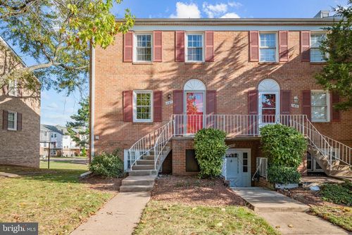 14487 Rustling Leaves Ln, CENTREVILLE, VA, 20121-2233 | Card Image