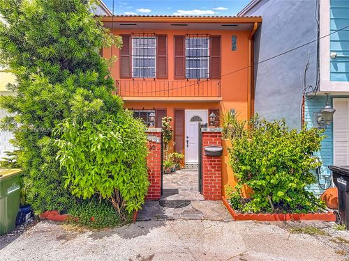 2205-2205 Ne 123rd St, North Miami, FL, 33181-2905 | Card Image